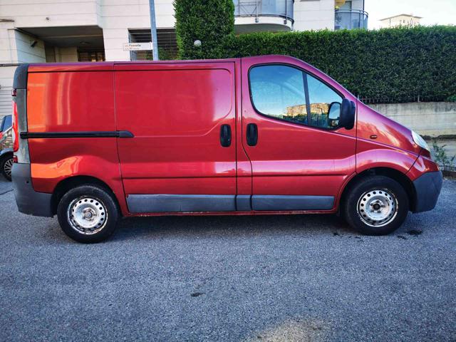 OPEL Vivaro 27 2.0 CDTI 120CV PC-TN Furgone Immagine 3