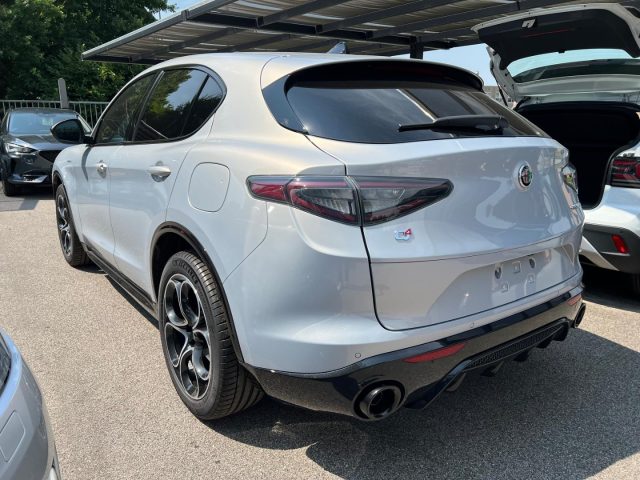 ALFA ROMEO Stelvio 2.2 TD 210CV AT8 Q4 Veloce MY24 #VARI COLORI Immagine 3