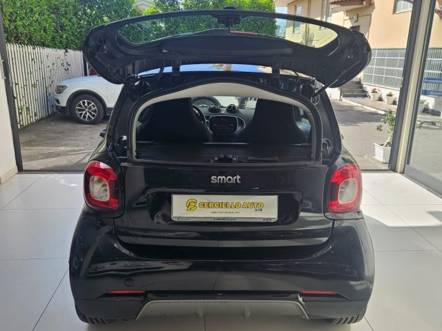 SMART ForTwo 70 1.0 twinamic Passion tua da ?149,00 mensile Immagine 4