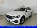 VOLKSWAGEN Touareg 3.0 V6 TURBO DIESEL SCR Elegance