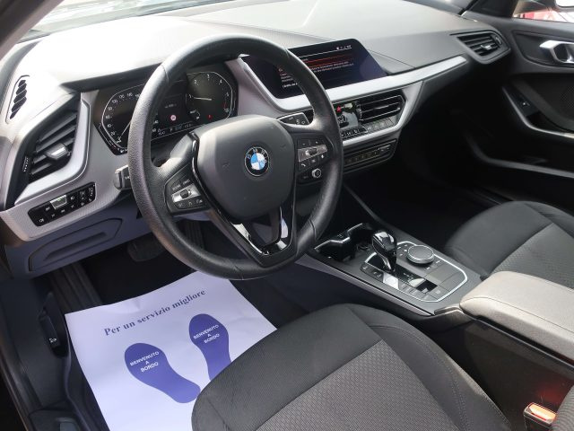 BMW 116 116d Business Advantage autom. Immagine 2