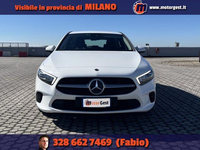 MERCEDES-BENZ A 200 Automatic Sport *Gancio Traino *Garanzia 4 anni Immagine 1