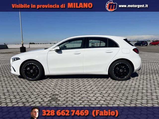 MERCEDES-BENZ A 200 Automatic Sport *Gancio Traino *Garanzia 4 anni Immagine 3