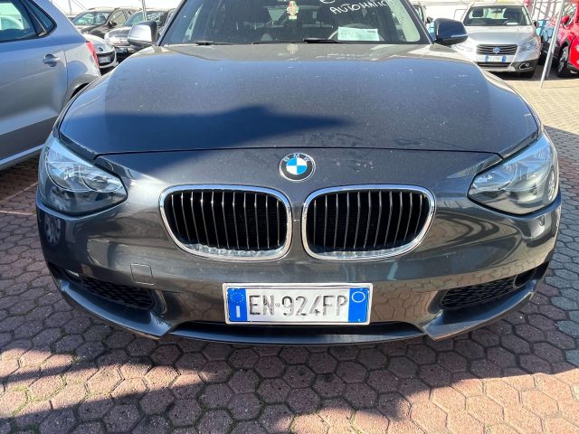 BMW 118 118d 5p Urban automatica Immagine 2