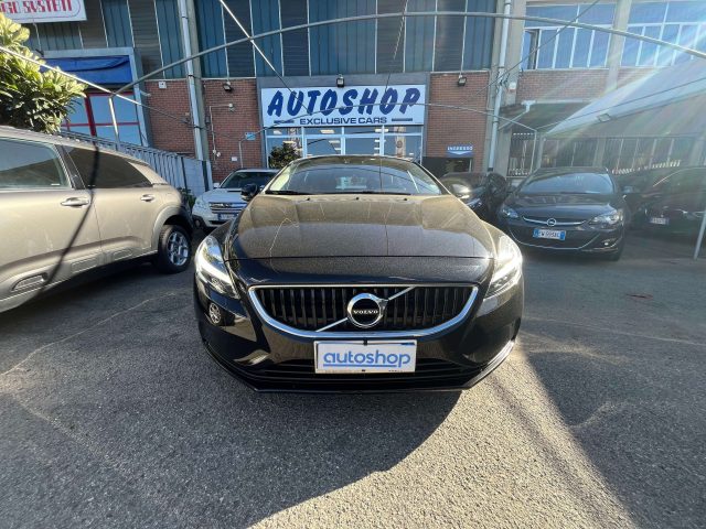 VOLVO V40 V40 2.0 d3 Business Plus geartronic my19 Immagine 1