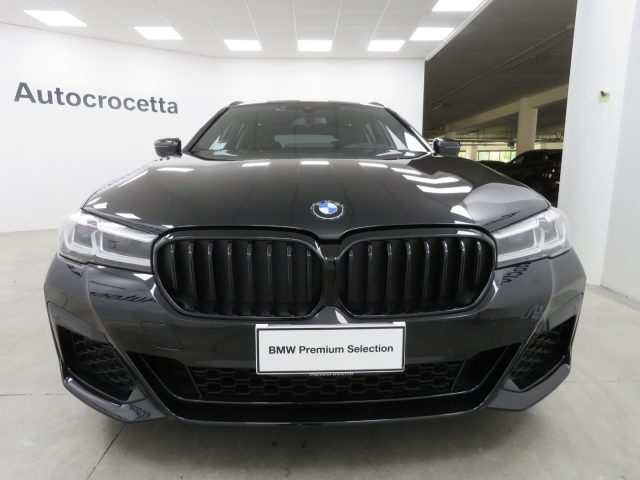 BMW 520 d 48V xDrive Touring Msport Immagine 3