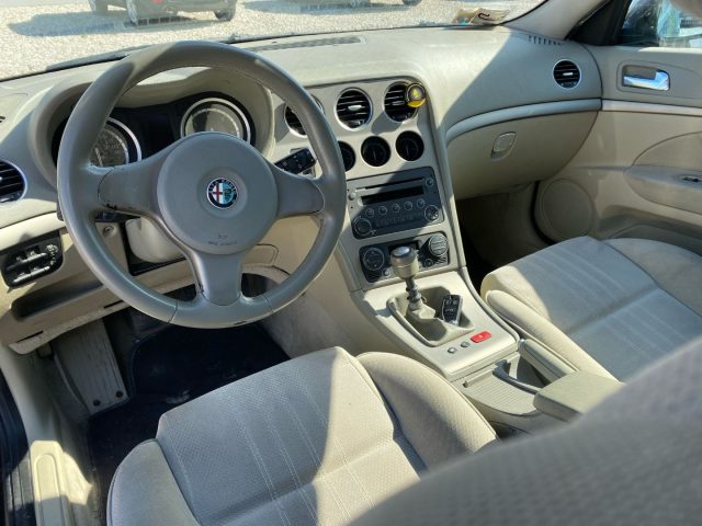 ALFA ROMEO 159 1.9 JTDm 16V Sportwagon Immagine 4