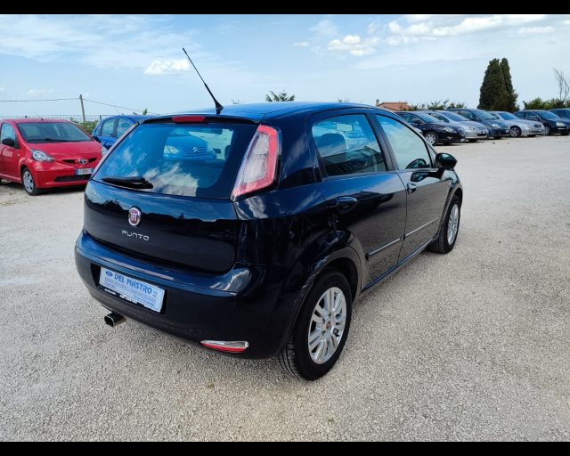 FIAT Punto 1.4 8V 5 porte Easypower Lounge Immagine 1