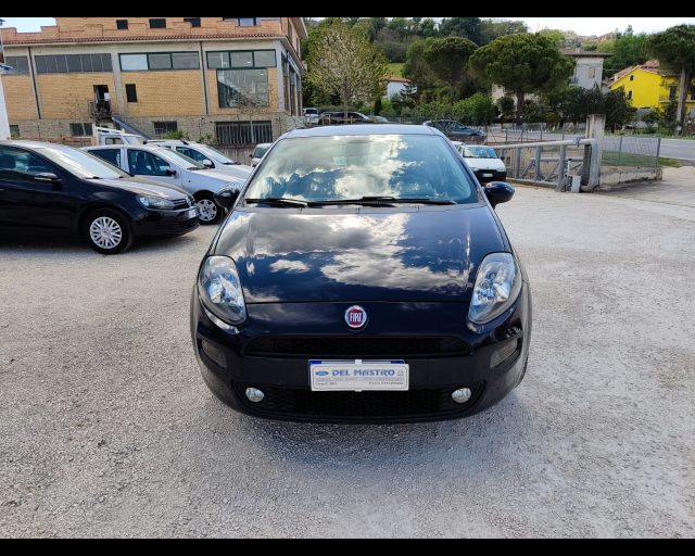 FIAT Punto 1.4 8V 5 porte Easypower Lounge Immagine 2