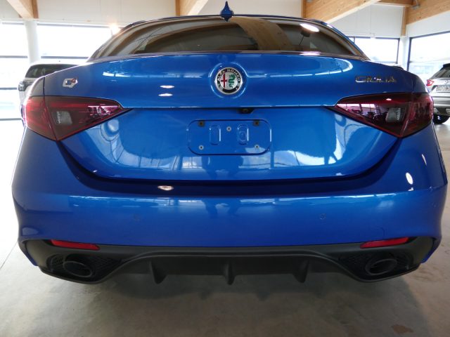 ALFA ROMEO Giulia 2.0 Turbo 280 CV AT8 AWD Q4 Veloce Immagine 3