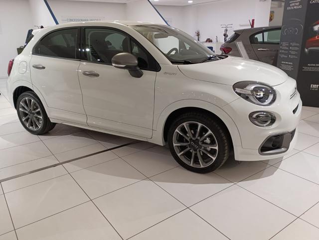 FIAT 500X 1.5 T4 Hybrid 130 CV DCT Dolcevita Immagine 0