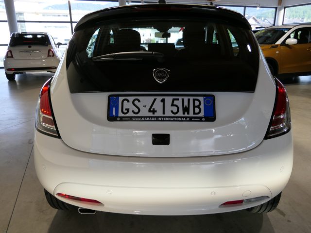 LANCIA Ypsilon 1.0 FireFly 5 porte S&S Hybrid Platino Immagine 3