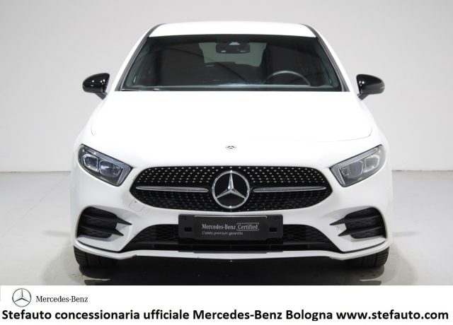 MERCEDES-BENZ A 250 e Auto Plug-in hybrid Premium Navi Immagine 1