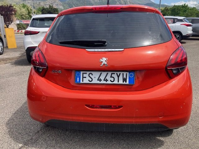 PEUGEOT 208 BlueHDi 75CV 5 porte Allure Immagine 4