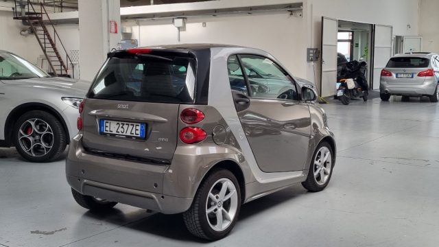 SMART ForTwo 1000 52 kW MHD coupé pulse EURO 5 Immagine 3