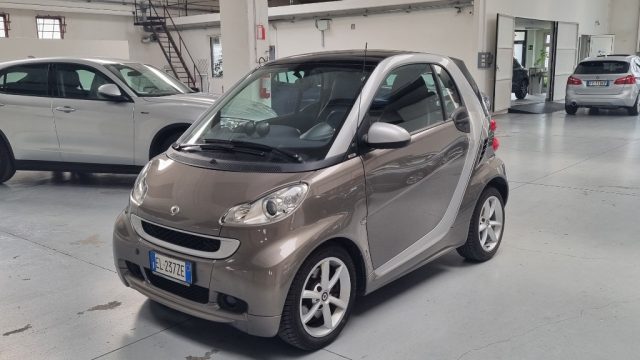 SMART ForTwo 1000 52 kW MHD coupé pulse EURO 5 Immagine 2