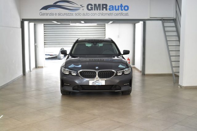 BMW 320 Grigio scuro metallizzato