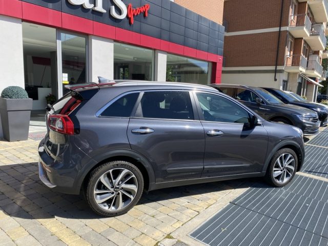 KIA Niro 1.6 GDi DCT HEV Energy NAVI-CAM-APP CONN-PELLE-18" Immagine 4