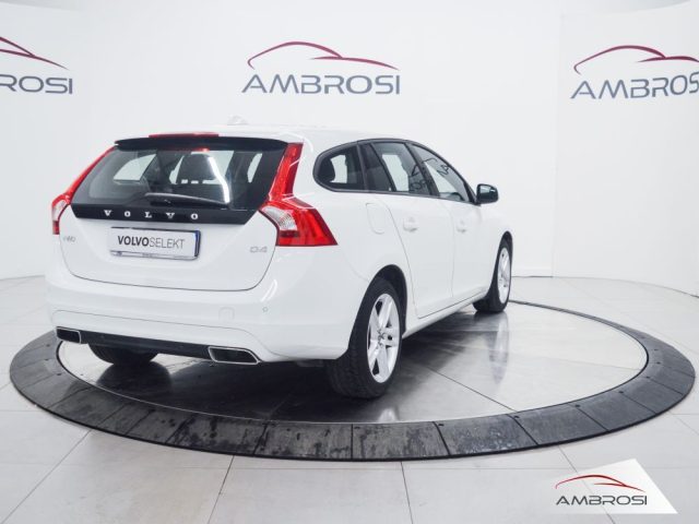 VOLVO V60 D4 Geartronic Business Immagine 2