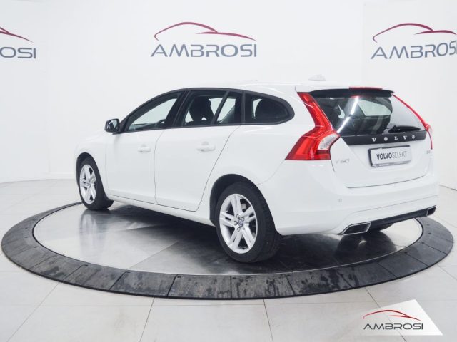 VOLVO V60 D4 Geartronic Business Immagine 3