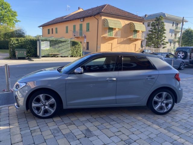 AUDI A1 SPB SPORTBACK 25 TFSI S Line LED-APPS-RETROCAM-17" Immagine 2