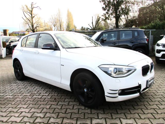 BMW 114 Bianco pastello