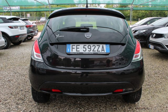 LANCIA Ypsilon 1.2 69 CV 5 porte GPL Ecochic Silver Immagine 4