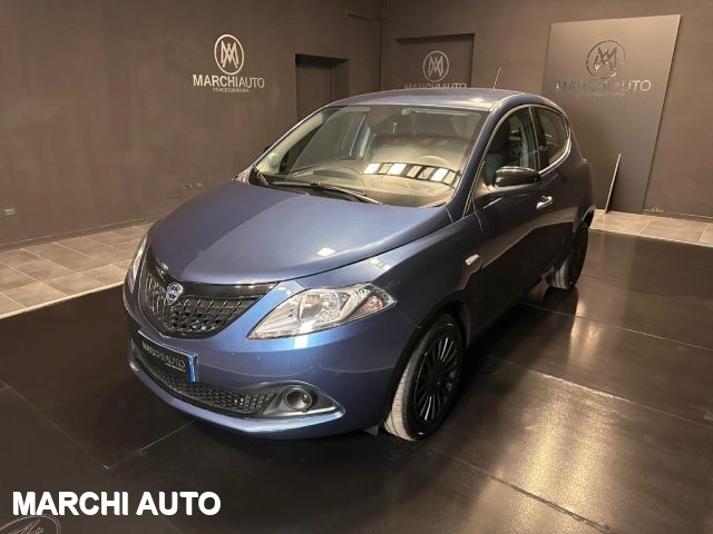 LANCIA Ypsilon 1.0 FireFly 5 porte S&S Hybrid Silver Immagine 0