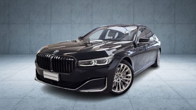 BMW 745 Le xDrive Aut. + Tetto Immagine 0