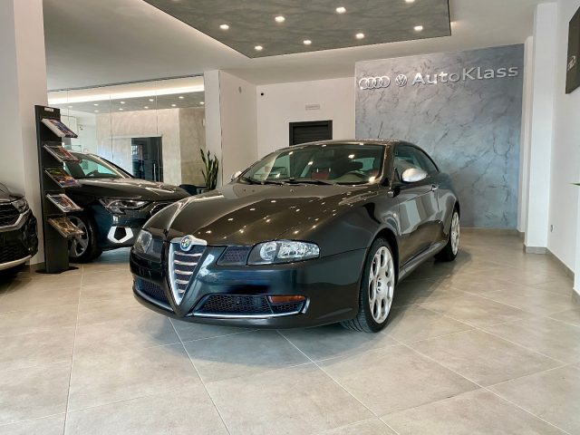 ALFA ROMEO GT 1.9 JTDM 16V Black Line di Unico Proprietario Immagine 0