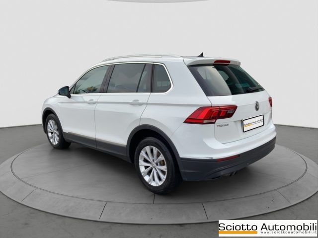 VOLKSWAGEN Tiguan 1.6 TDI SCR Business BlueMotion Technology Immagine 3