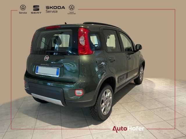 FIAT Panda 1.3 MJT Trekking 4x4 Neopatentati Radio Bluetooth Immagine 2