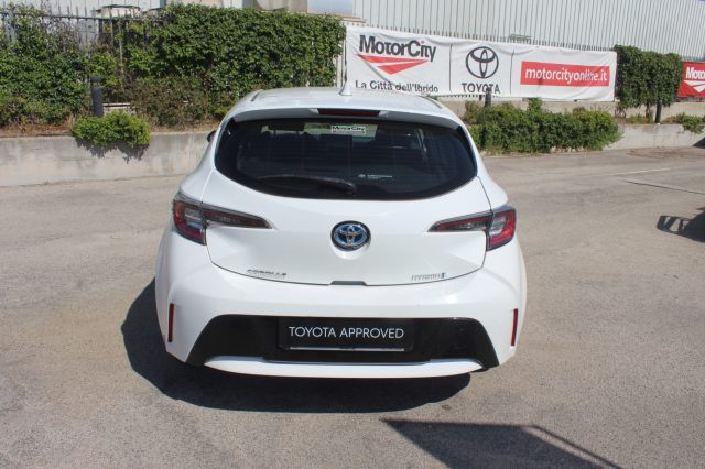 TOYOTA Corolla 1.8 Hybrid Active Immagine 3