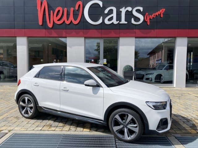 AUDI A1 allstreet 30 TFSI S-Tronic Full LED-NAVI-APP-PELLE Immagine 0