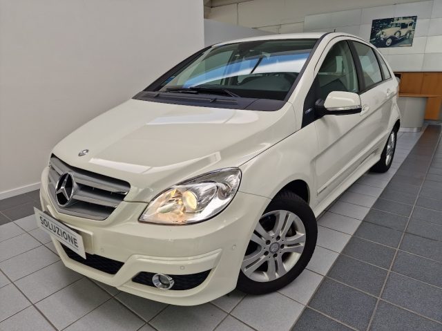 MERCEDES-BENZ B 180 BlueEFFICIENCY Executive Immagine 0