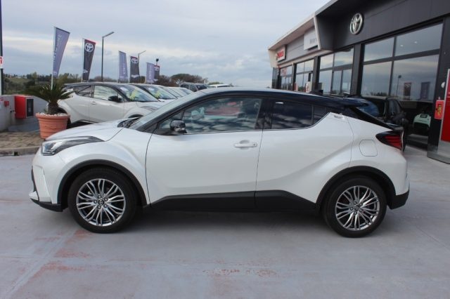 TOYOTA C-HR 2.0 Hybrid E-CVT Lounge Immagine 3