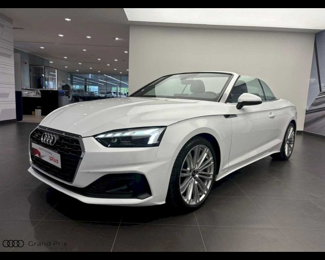 AUDI A5 Cabrio 45 TFSI quattro S tronic Business Immagine 0