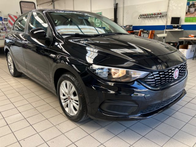 FIAT Tipo 1.4 T-Jet 120CV GPL 4 porte Lounge Immagine 2