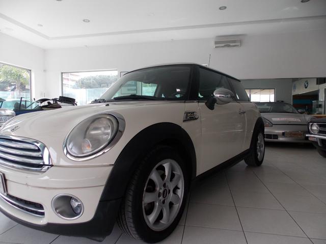 MINI Mini 1.4 16V Abbey Road Immagine 1