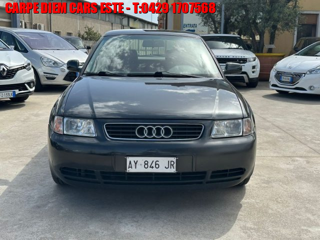 AUDI A3 1.8 20V cat 3p. Ambiente Immagine 2