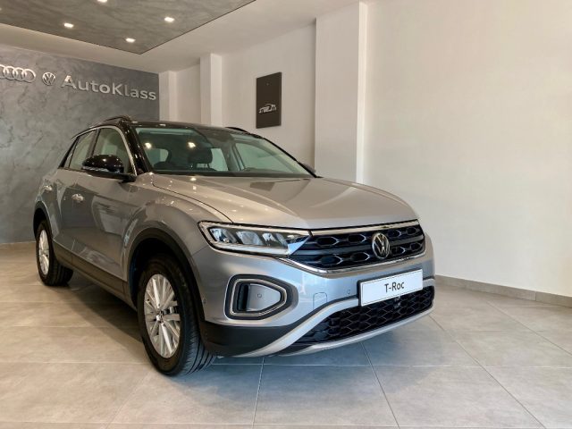 VOLKSWAGEN T-Roc 1.5 TSI  DSG GARANZIA UFFICIALE Immagine 2