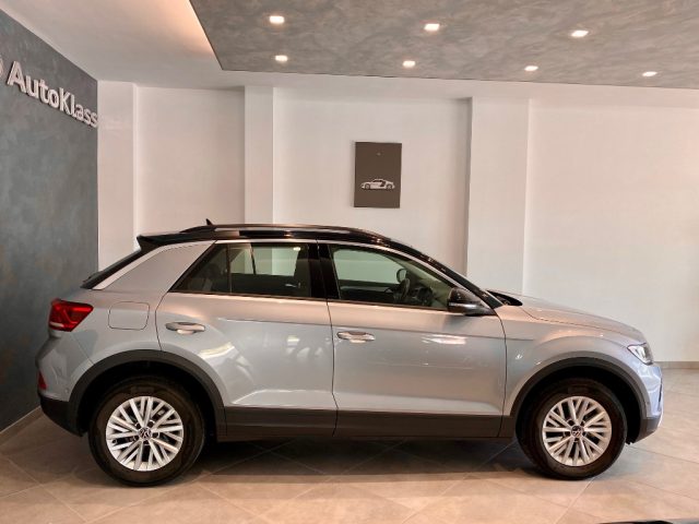 VOLKSWAGEN T-Roc 1.5 TSI  DSG GARANZIA UFFICIALE Immagine 3