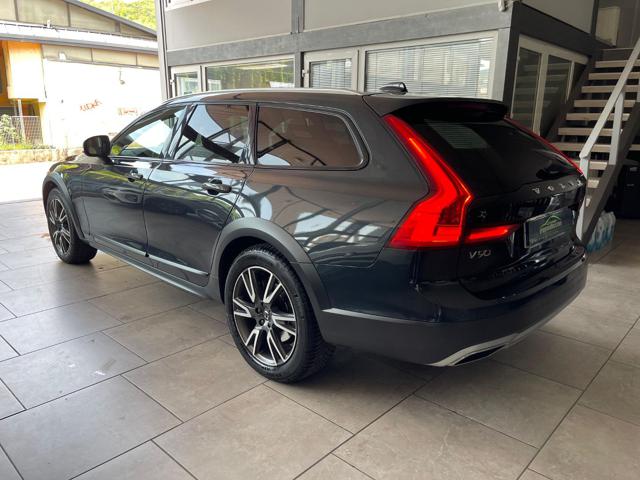 VOLVO V90 Cross Country 2.0 D4 190CV AWD Geartronic Pro ACC KEYLESS Immagine 4