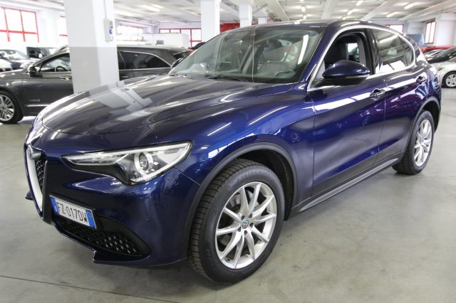 ALFA ROMEO Stelvio 2.2 Turbodiesel 210 CV AT8 Q4 Executive Immagine 1