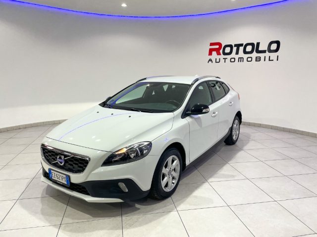 VOLVO V40 Cross Country D2 1.6 Kinetic Immagine 0