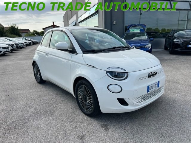 FIAT 500e Action Berlina 23,65 kWh Immagine 0