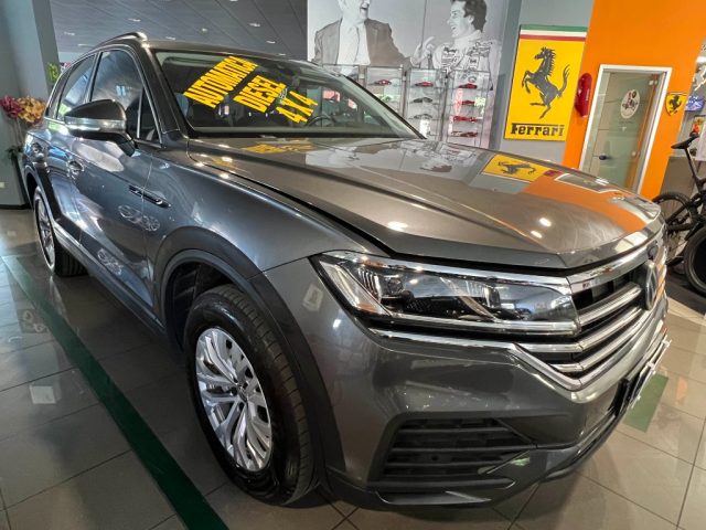 VOLKSWAGEN Touareg 3.0 V6 TDI SCR Advanced Immagine 1