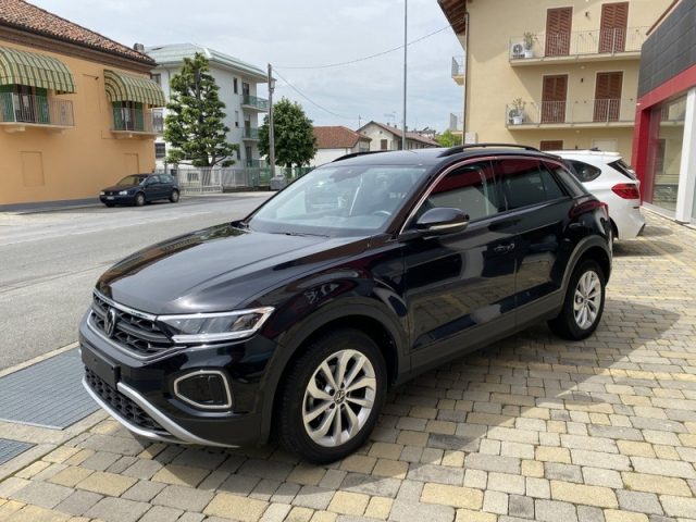 VOLKSWAGEN T-Roc 1.0 TSI LIFE LED-APP CONNECT-PARK ASSIST-17" Immagine 1