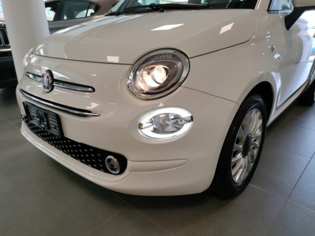 FIAT 500 1.0 Hybrid Lounge con Uconnect 7 Immagine 1