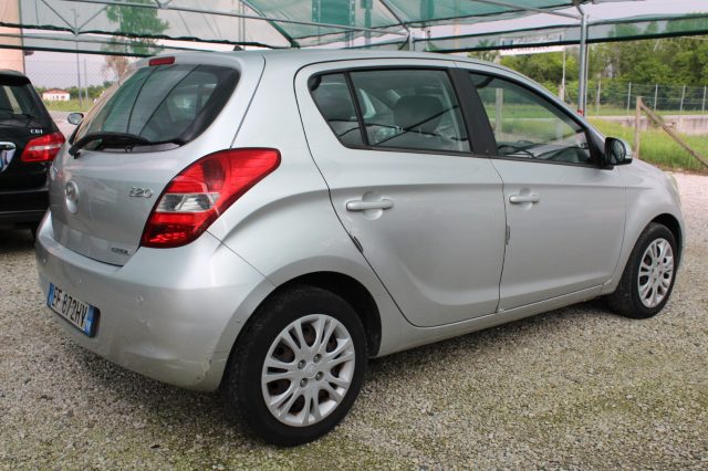 HYUNDAI i20 1.4 CRDi 5p. Comfort Immagine 1